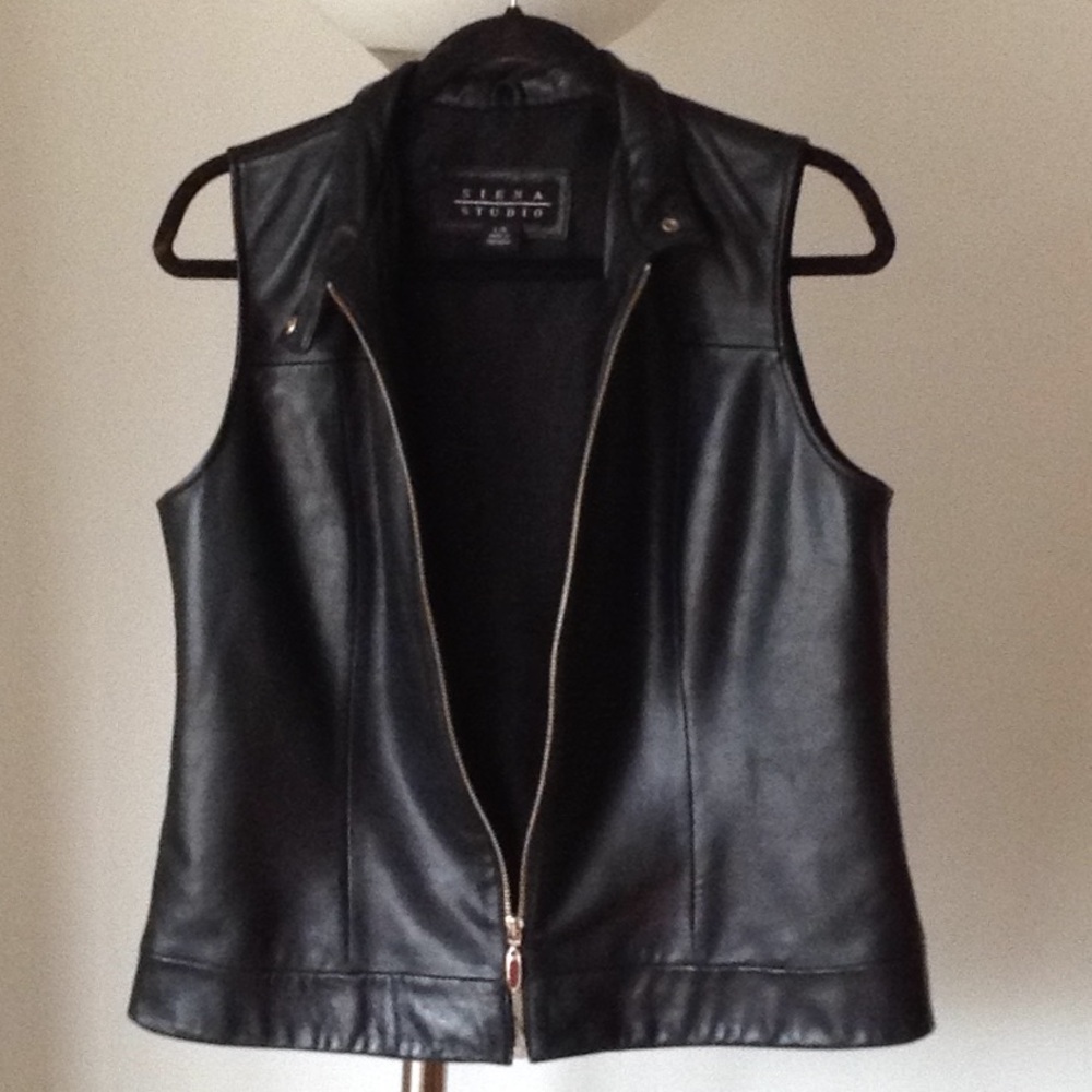 🔴 Siena Studio - 100% Butter Soft Leather Vest